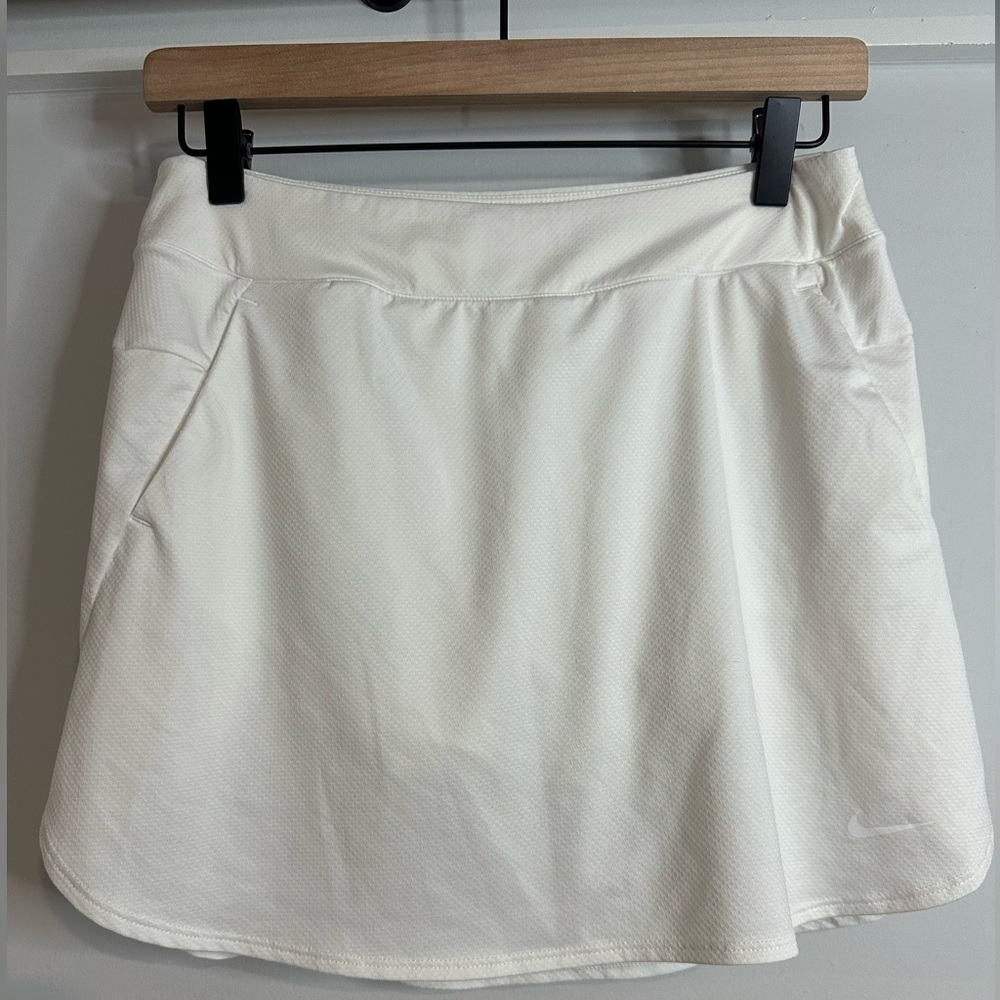 Nike Athletic Skort‎ Dry Fit  Off White Women's